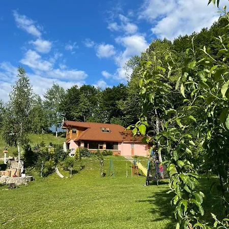 Alpesi faház Ranch Diamond Sarajevo With Jacuzzi Vogošća