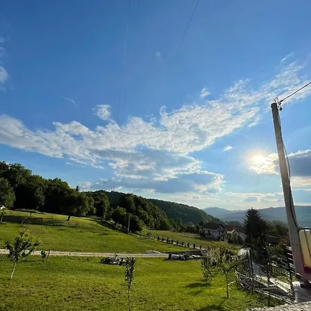 Ranch Diamond Sarajevo With Jacuzzi Dağ evi Vogošća