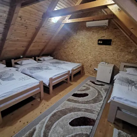 Dağ evi Ranch Diamond Sarajevo With Jacuzzi
